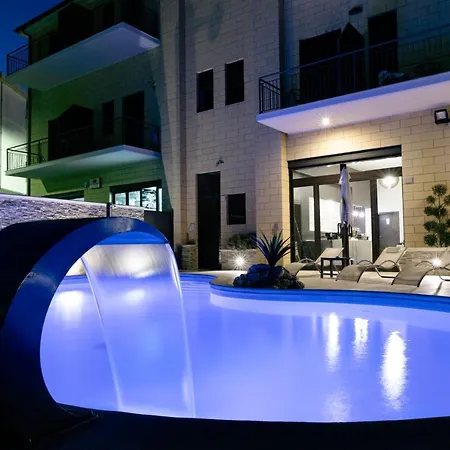 Couette-café Bisceglia 4*