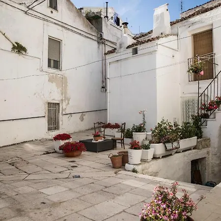 Bisceglia Couette-café 4*