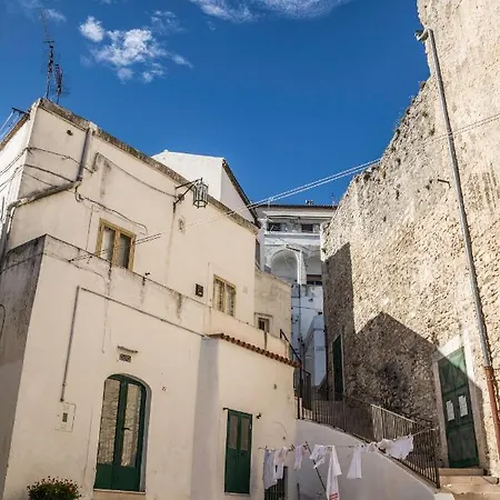 Bisceglia Couette-café 4*