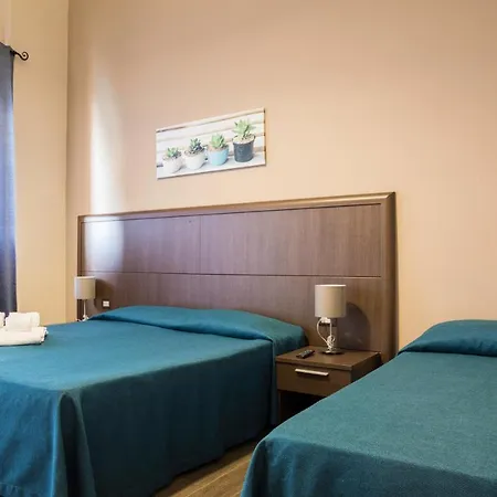 Oda ve Kahvaltı Bisceglia 4*